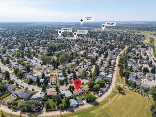 331 Queensland Circle Se, Calgary, AB - Outdoor With View