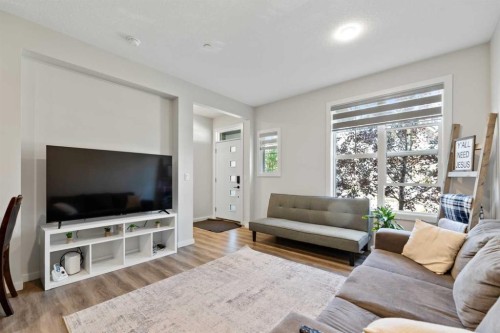 273 Lucas Avenue Nw, Calgary, AB 