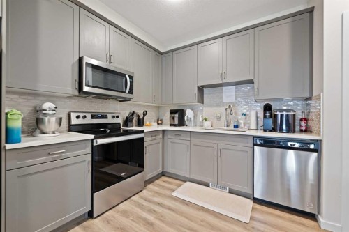 273 Lucas Avenue Nw, Calgary, AB 