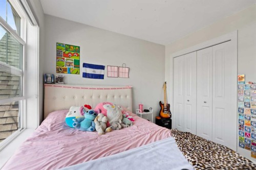 273 Lucas Avenue Nw, Calgary, AB 