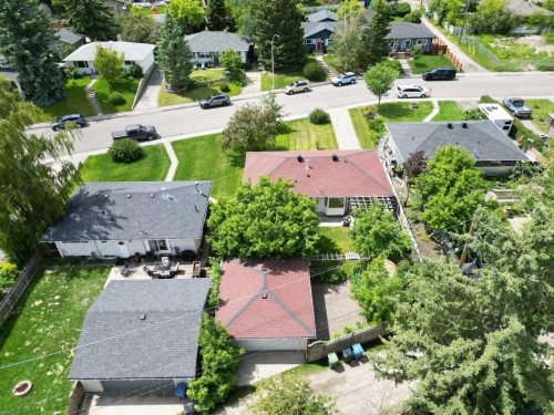1916 Grand Oaks Drive Sw, Calgary, AB 