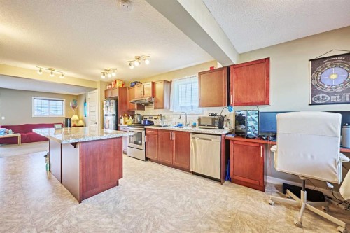 31 Pantego Lane Nw, Calgary, AB 