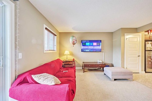 31 Pantego Lane Nw, Calgary, AB 