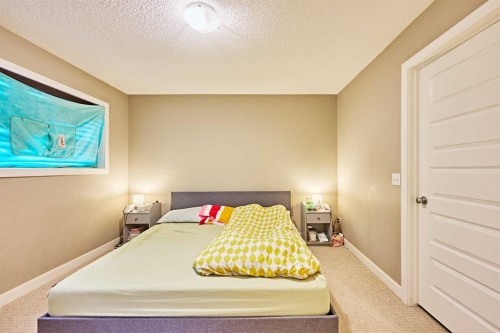 31 Pantego Lane Nw, Calgary, AB 