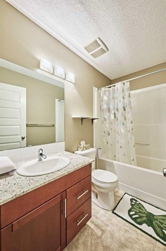 31 Pantego Lane Nw, Calgary, AB 