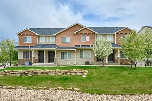 31 Pantego Lane Nw, Calgary, AB 