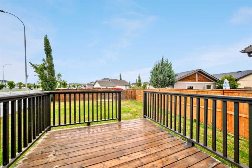 189 Copperstone Circle Se, Calgary, AB 