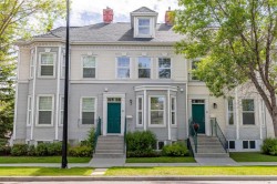 59 Prestwick Park SE Calgary, AB T2Z 3V4
