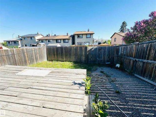 40 Pinecliff Close Ne, Calgary, AB 