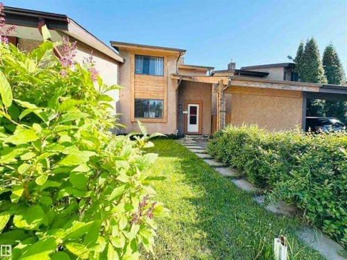 40 Pinecliff Close Ne, Calgary, AB 