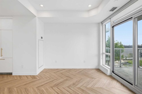 307-8445 Broadcast Avenue Sw, Calgary, AB - Indoor Photo Showing Other Room
