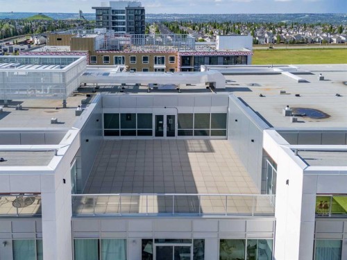 307-8445 Broadcast Avenue Sw, Calgary, AB - Outdoor