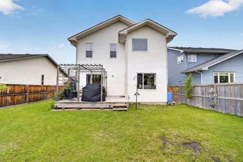 5 Havenfield Drive, Carstairs, AB 
