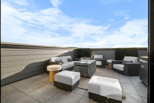 44 Greenwich Heath Nw, Calgary, AB 