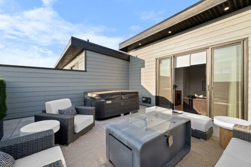 44 Greenwich Heath Nw, Calgary, AB 