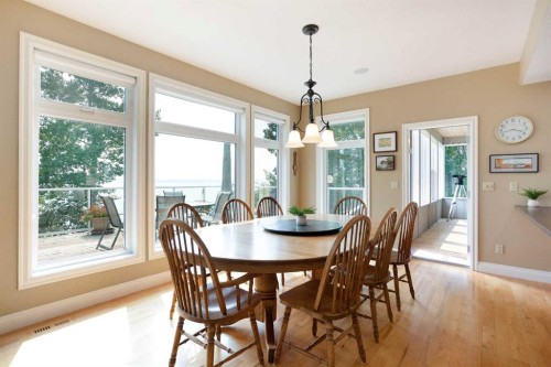 57-39408 Range Road 21, Rural Lacombe County, AB - Indoor Photo Showing Dining Room