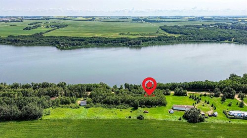 44101 Range Road 214, Ferintosh, AB 