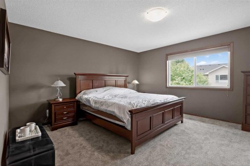 237 Brightonwoods Gardens Se, Calgary, AB 