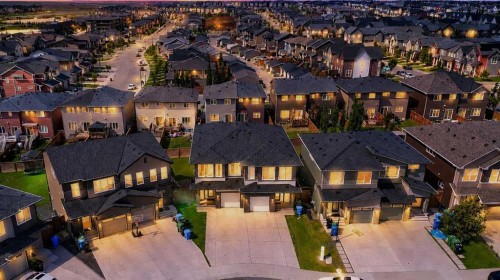 121 Carringvue Park Nw, Calgary, AB - Outdoor