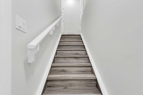 121 Carringvue Park Nw, Calgary, AB - Indoor Photo Showing Other Room