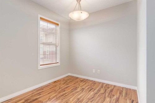 3294 New Brighton Gardens Se, Calgary, AB 