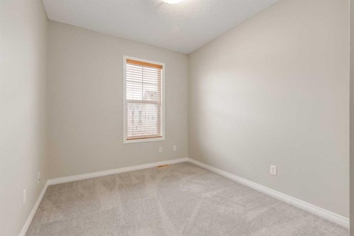 3294 New Brighton Gardens Se, Calgary, AB 