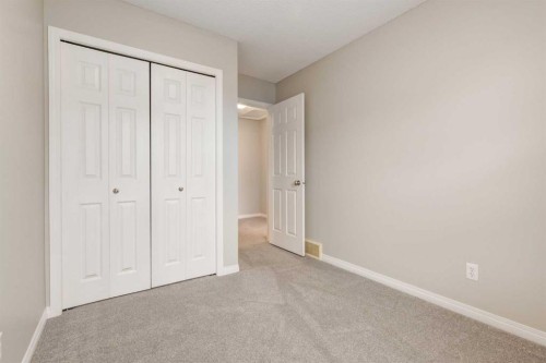 3294 New Brighton Gardens Se, Calgary, AB 