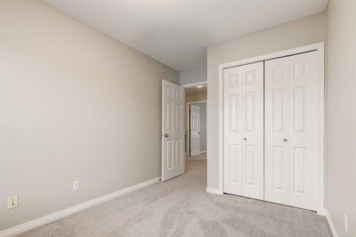 3294 New Brighton Gardens Se, Calgary, AB 