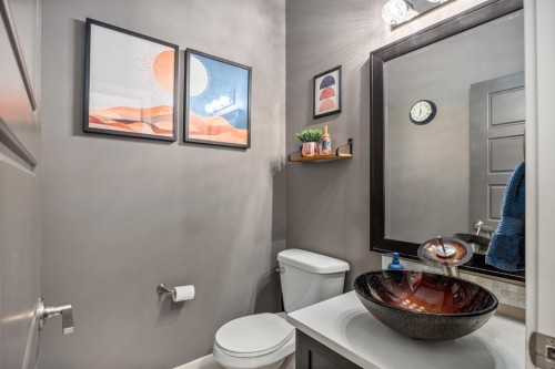 1213 Hillcrest Manor Estates, Strathmore, AB 
