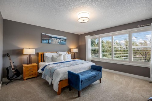 1213 Hillcrest Manor Estates, Strathmore, AB 