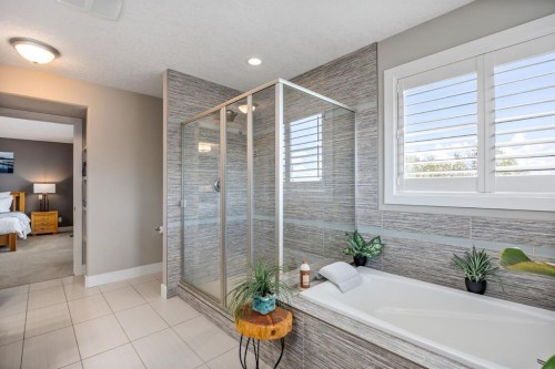 1213 Hillcrest Manor Estates, Strathmore, AB 