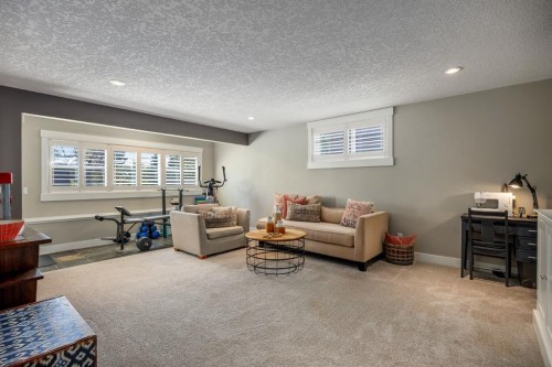 1213 Hillcrest Manor Estates, Strathmore, AB 