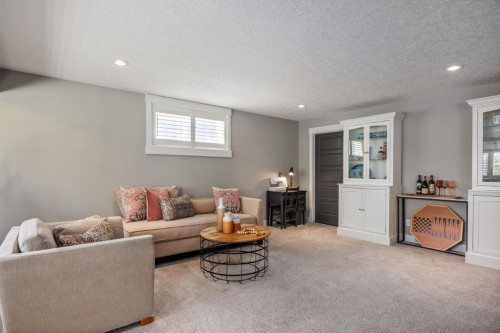 1213 Hillcrest Manor Estates, Strathmore, AB 