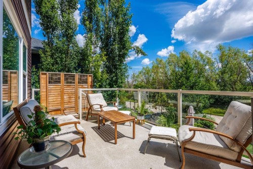 1213 Hillcrest Manor Estates, Strathmore, AB 
