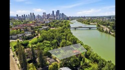10 Major Stewart Lane SE Calgary, AB T2G 5R6