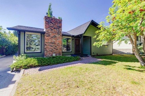 10220 Brookpark Boulevard Sw, Calgary, AB - Outdoor