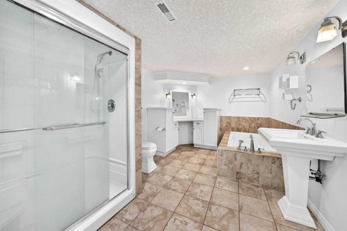 3721 44A Avenue, Red Deer, AB 