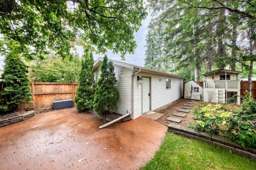 3721 44A Avenue, Red Deer, AB 