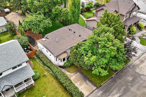 3721 44A Avenue, Red Deer, AB 