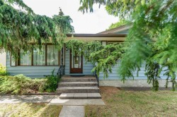 7511 Huntridge Crescent NE Calgary, AB T2K 4C8