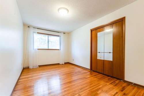 7511 Huntridge Crescent Ne, Calgary, AB 