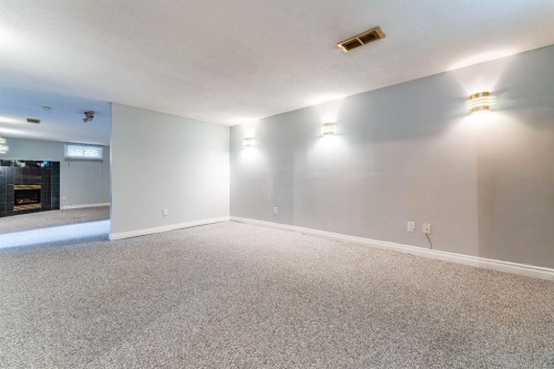 7511 Huntridge Crescent Ne, Calgary, AB 