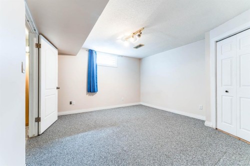 7511 Huntridge Crescent Ne, Calgary, AB 