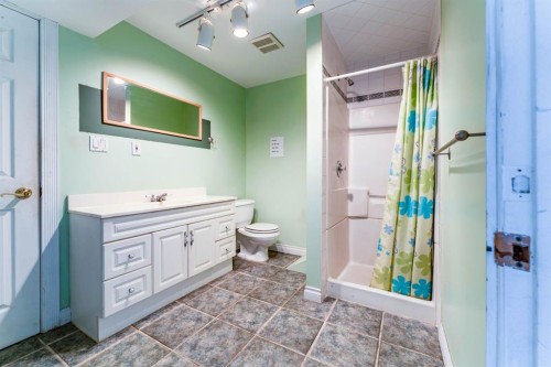 7511 Huntridge Crescent Ne, Calgary, AB 