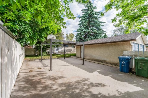 7511 Huntridge Crescent Ne, Calgary, AB 