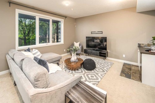 99 Evergreen Square Sw, Calgary, AB 