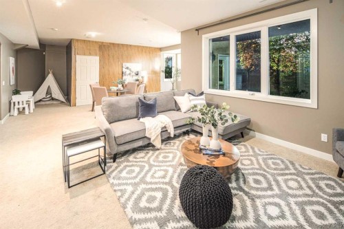 99 Evergreen Square Sw, Calgary, AB 