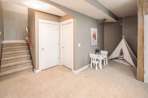 99 Evergreen Square Sw, Calgary, AB 