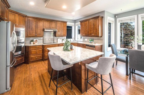 99 Evergreen Square Sw, Calgary, AB 