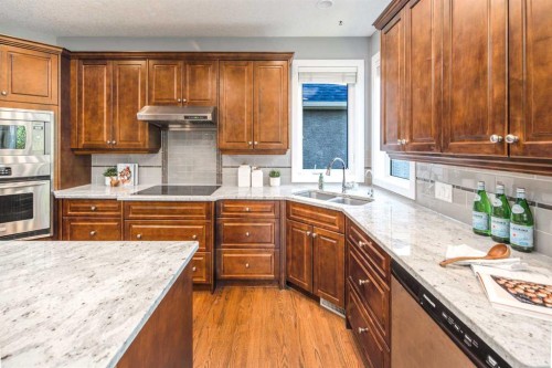 99 Evergreen Square Sw, Calgary, AB 